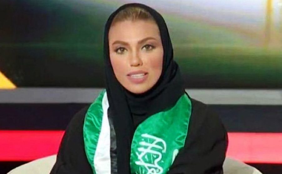 Here’s The FIRST Female News Anchor In Saudi Arabia