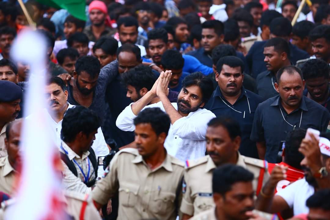 Crowds Young And Old Gather To Support JanaSena Kavathu In Rayalaseema